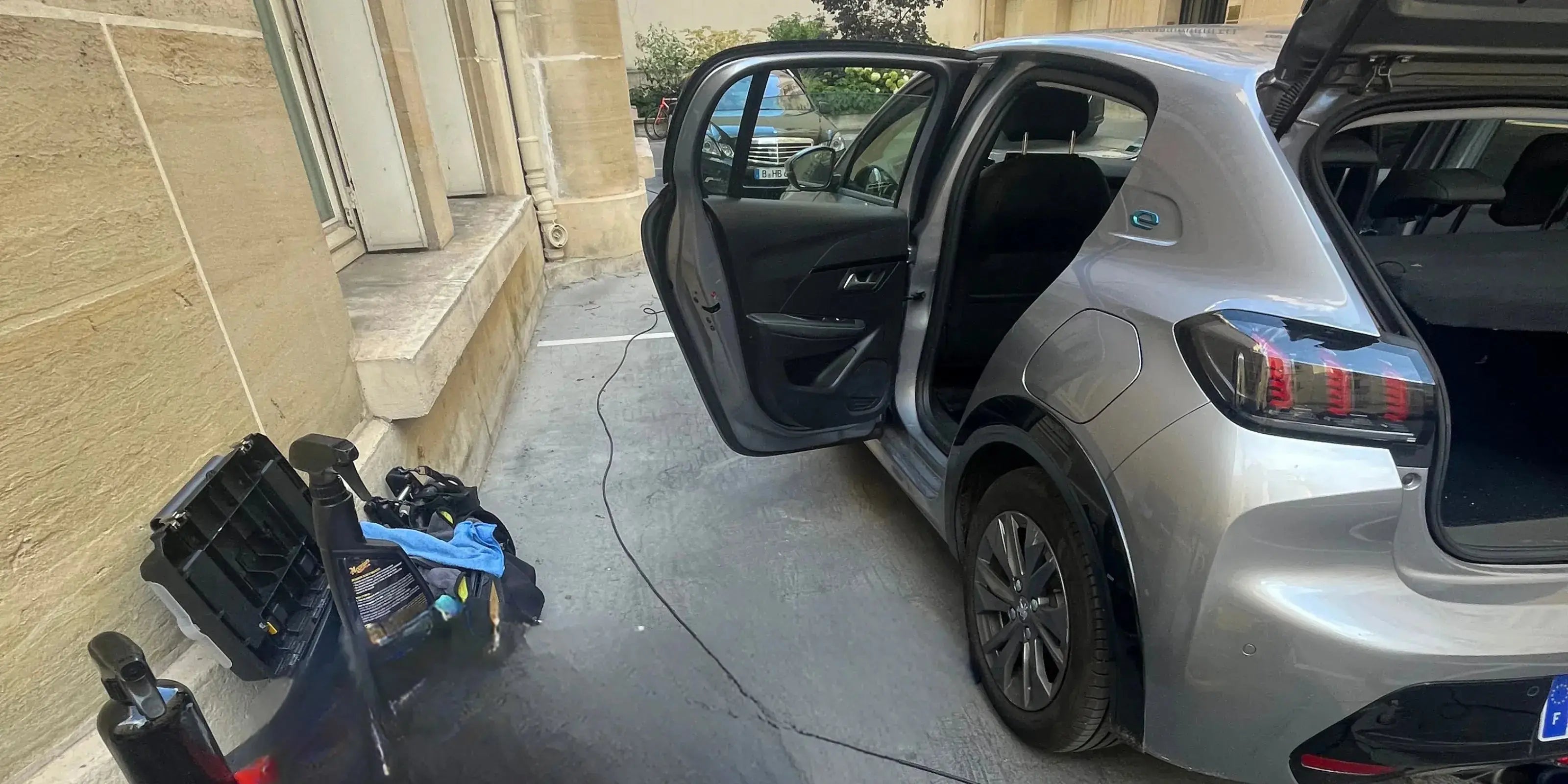 Nettoyage Auto à Domicile Argenteuil - Savoir & Detail