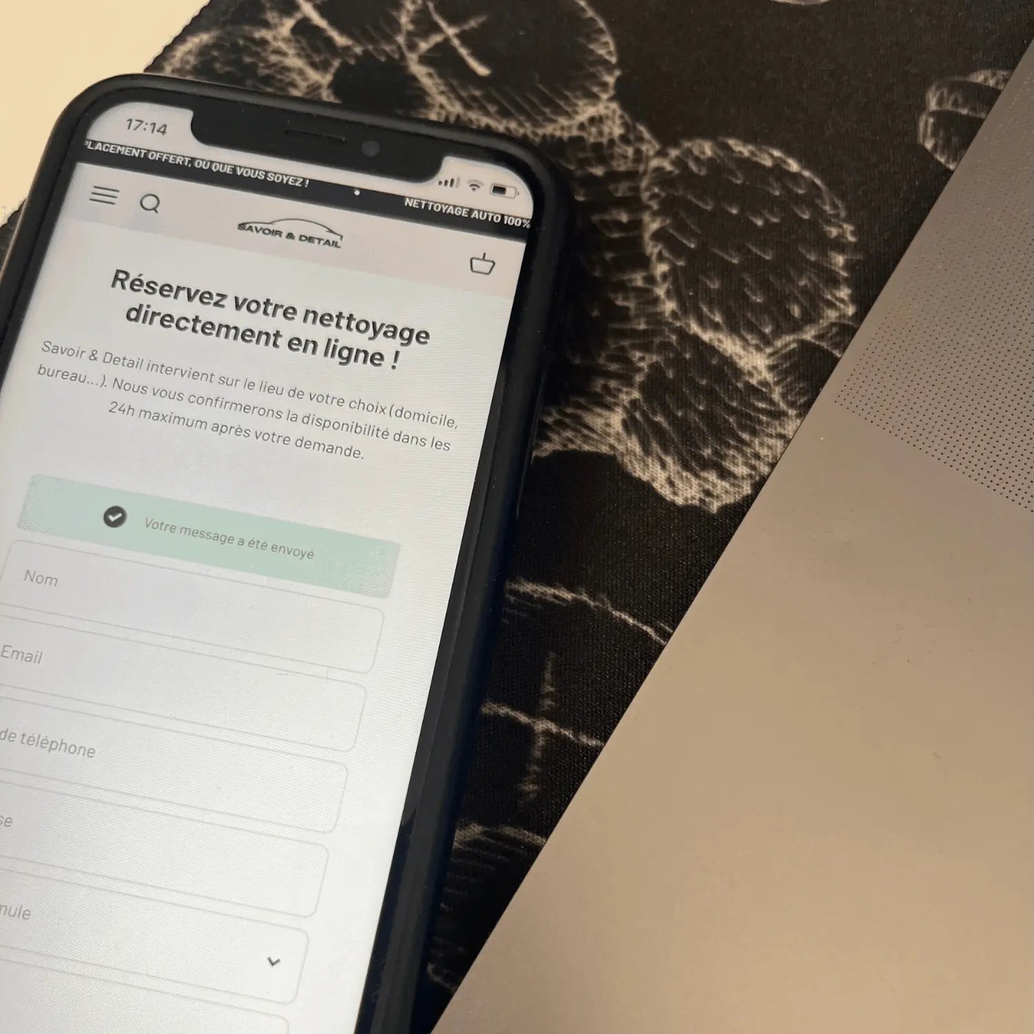 Service de nettoyage complet pour voiture à domicile