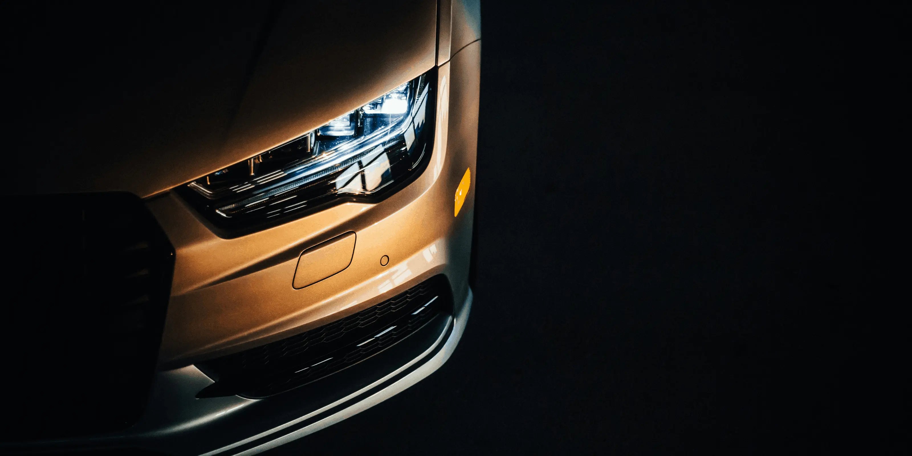 Élimination des insectes sur carrosserie Disponible dans le Val d'Oise – nettoyage doux et efficace par Savoir & Detail.